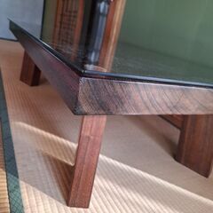 ガラストップ　ローテーブルの画像