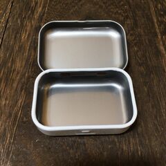 ミニ缶 デザートカモフラージュ柄 小物入れ TIN缶 ピルケース アクセサリーケース 【h251224013】の画像