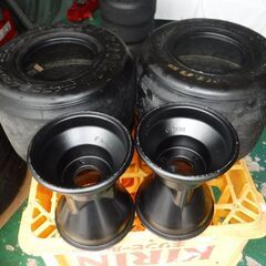 カートホイール（リヤ）とタイヤのセット①　ラジオフライヤー用にどうぞ。の画像