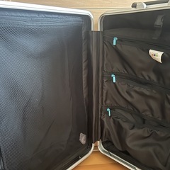 スーツケースの画像