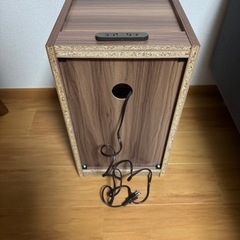 サイドテーブル　ナイトテーブルの画像