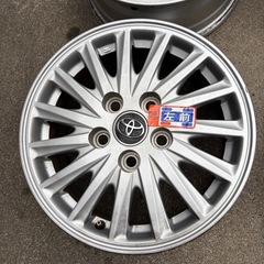 トヨタノア　純正ホイールの画像