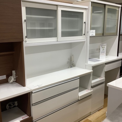 【お値下げしました！】ニトリのレンジボード2枚スライド扉が新入荷しました！