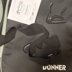 DONNER左利き用ギターの画像