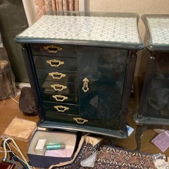 　レトロ　深緑色ドレッサー猫脚& 引き出し棚　　椅子付き　12／25の16時までに引き取り出来る方　大阪市西区南堀江3丁目付近の画像
