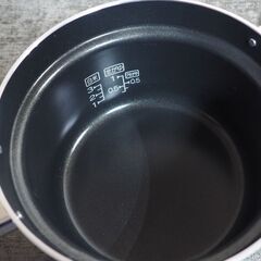 限定　未使用　リンナイ炊飯鍋 炊飯鍋（3合）/ ガラス蓋【型番：RTR-300D1】の画像