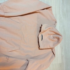 Essential フードパーカー Lサイズの画像