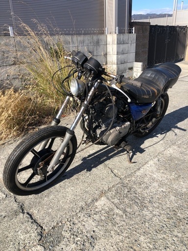 カワサキZ250LTD 書類付レストアベース車 (エヌスタイル) 六十谷の