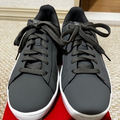 PUMA レディーススニーカーの画像