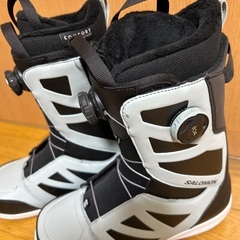 SALOMONスノーボードブーツ26.5センチの画像