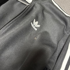 adidas ジャケット？の画像