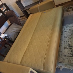 ソファーベッドの画像