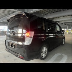 ステップワゴン ミニバンの画像