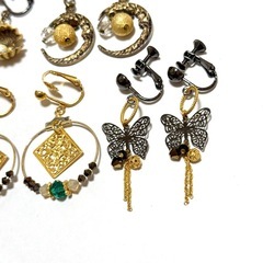 選べる福袋☆イヤリングピアス☆クリスタルガラス雪月蝶々などの画像