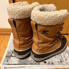 1月3日まで SORELソレル　スノーブーツ25cmの画像