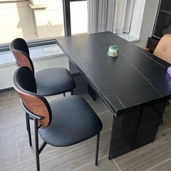 モダンダイニングチェア 黒色椅子2脚セット　おしゃれイス　高級感椅子の画像