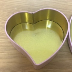 GODIVAの空き缶の画像