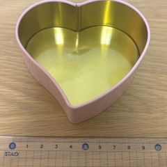 GODIVAの空き缶の画像