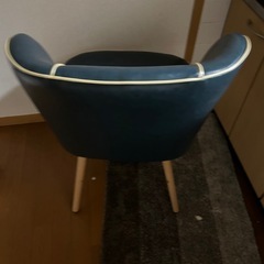 未決定  オシャレな椅子の画像