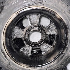 ジムニー純正16インチアルミホイール、スタッドレスタイヤの画像