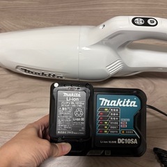 マキタ掃除機(バッテリー・充電器込み)の画像