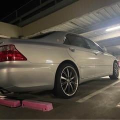 180系クラウンの画像