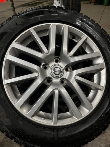 Y50フーガ純正17インチスタッドレス付き (UU) 拓北のタイヤ、ホイール