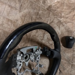 ZVW30   プリウス30 黒木目　ハンドル　ガングリップ　シフトノブ　セットの画像