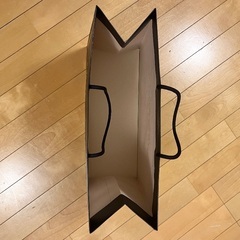 ルイヴィトン ショッパー 2025年クリスマス限定デザイン 大サイズの画像