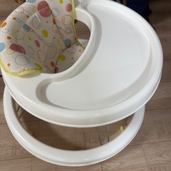 西松屋　　歩行器の画像