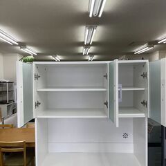 【リサイクルショップ ピカソ 小松原】🍽️✨幅90cm‼️大型収納✨ホワイト系 キッチンボード／レンジボード 食器棚（ニトリ系デザイン）🍽️✨★6833★の画像