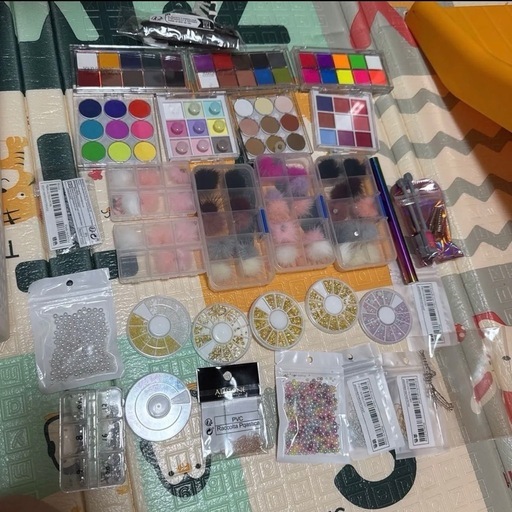 大量！ネイル用品??セルフネイル、チップ作成に。