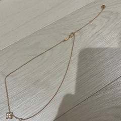 LOUIS VUITTON ルイヴィトン　レディースネックレス ホワイト本日限り大幅値引き！の画像