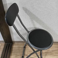 パイプ椅子の画像