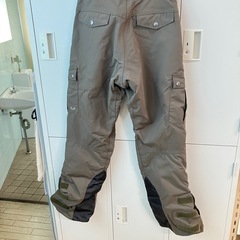 かなり優秀な防寒パンツの画像