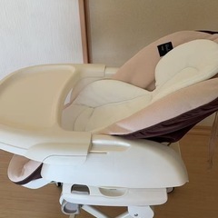 コンビ ハイローチェアの画像