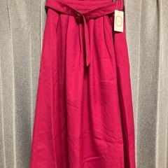 フレアスカートの画像