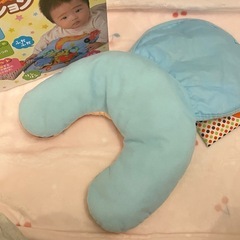 赤ちゃん腹ばいクッションの画像