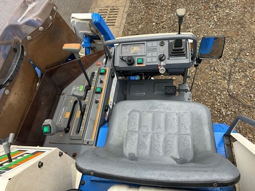 イセキ　2条刈り コンバイン 13馬力 こぎ深さ自動HST 無段変速 カッター ディーゼル　 HL147 稲刈 脱穀 宮崎 二条　動画あり