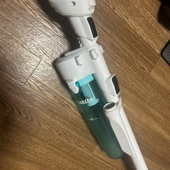 マキタ　コードレス掃除機CL282の画像