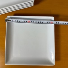 スクエア　白い四角形の皿 6枚セット 約20cmの画像