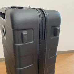 無印良品　スーツケース　バーを自由に調節できる ハードキャリーケース　ブラックの画像