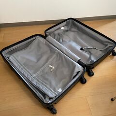 無印良品　スーツケース　バーを自由に調節できる ハードキャリーケース　ブラックの画像