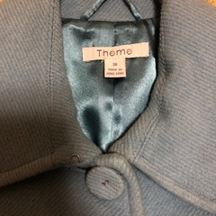 ブルーのウールコートの画像