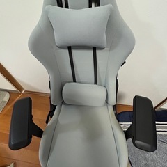 ゲーミングチェアの画像