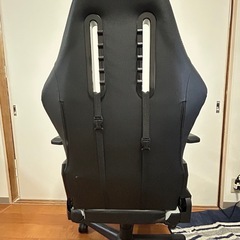 ゲーミングチェアの画像