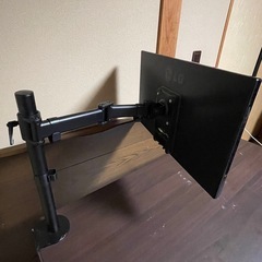 パソコンデスクの画像