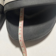 adidas サンダルの画像