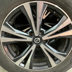 NT32エクストレイル純正18インチホイールの画像