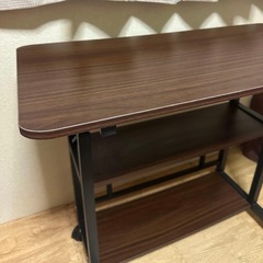 昇降式 サイドテーブル  木目調 の画像